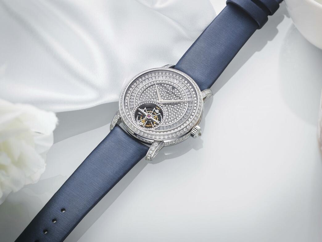 Swiss made replica watches keep the best elegance with blue color.